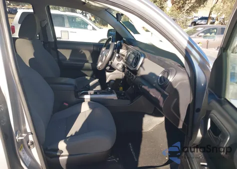 2017 Toyota Tacoma Sr5 из США, поврежденный, VIN 5TFAX5GN7HX080933